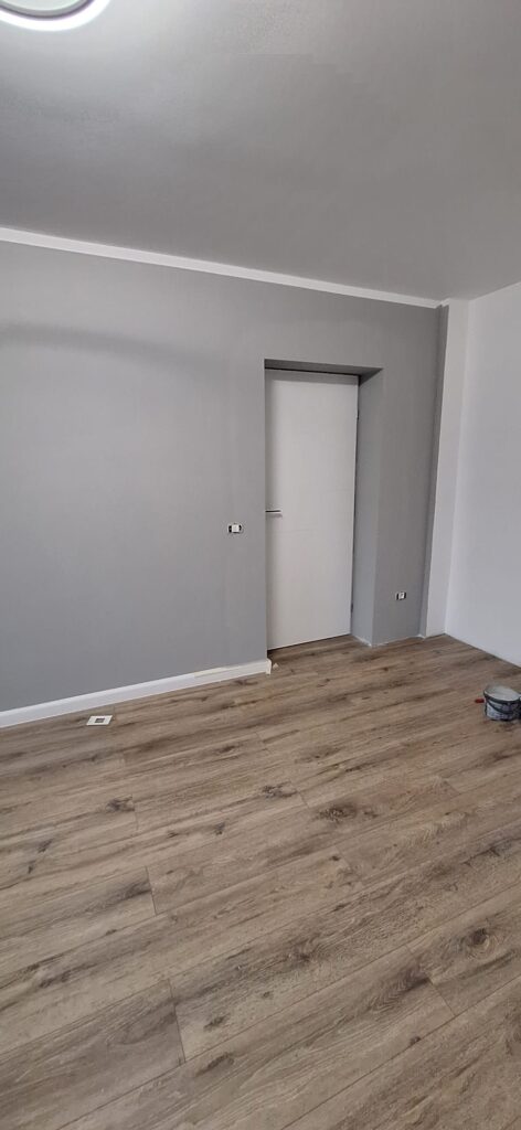Montaj parchet laminat preturi renovare | Firmă Renovări Interioare Apartamente | Amenajări Interioare București | Zugrăveli Interioare