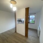 Cat-costa-amenajarea-completa-a-unui-apartament-cu-2-camere-in-Bucuresti