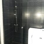 Renovare-baie-de-apartament-la-cele-mai-mici-preturi-2024